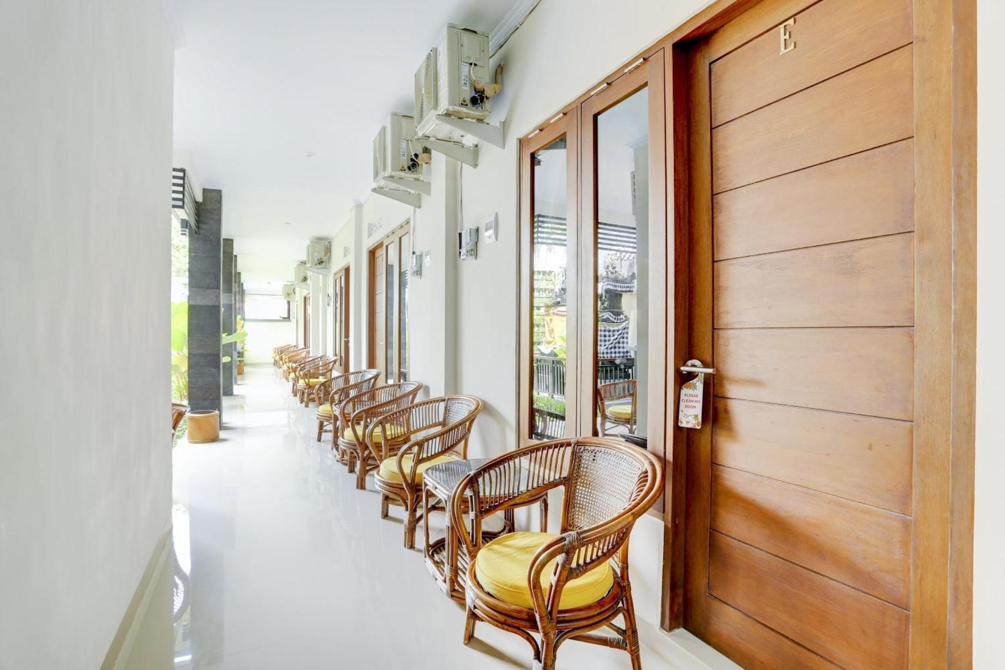 Super Oyo 90232 March 67 Stay Balian Exterior foto